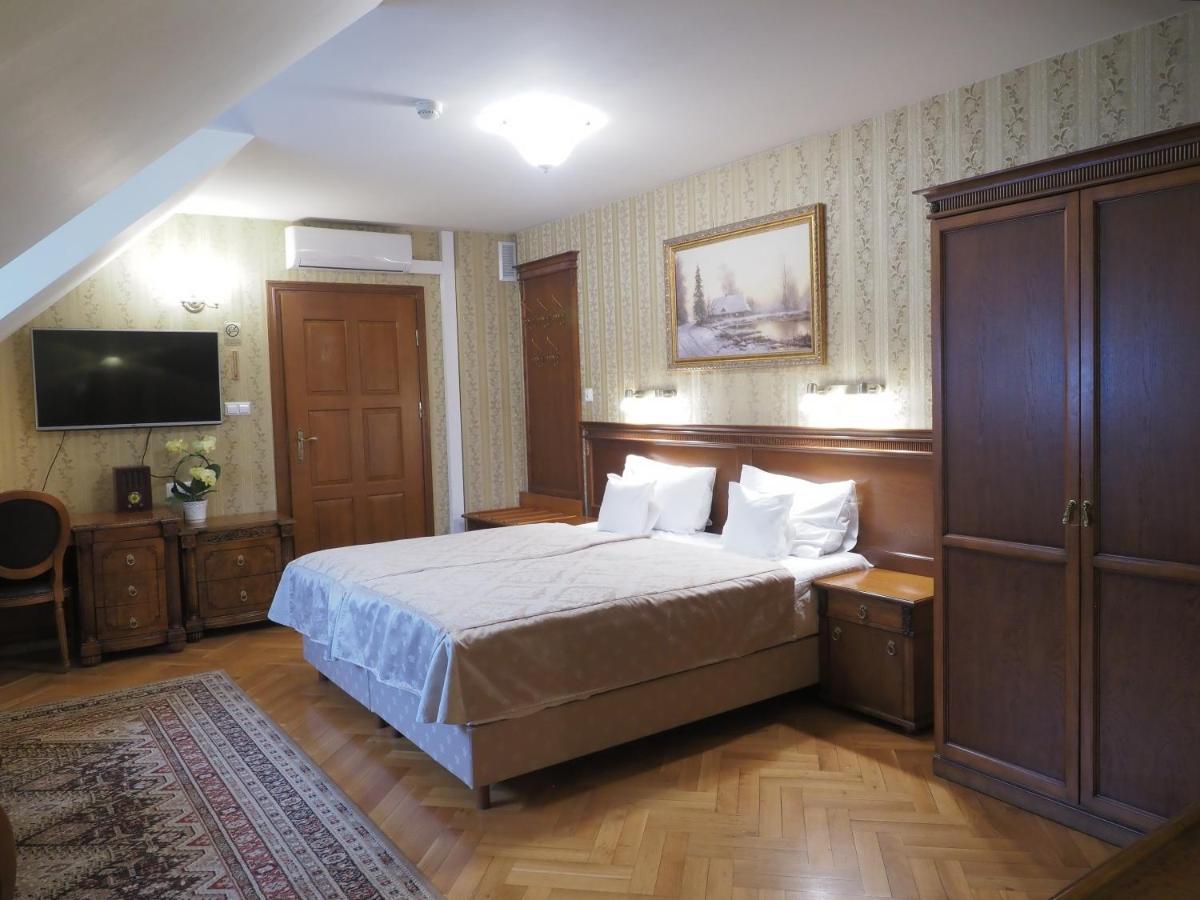 Hotel Sarmata Zespol Dworski Sandomierz Exterior photo