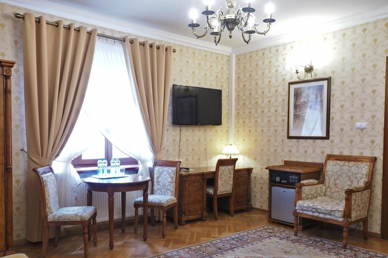 Hotel Sarmata Zespol Dworski Sandomierz Exterior photo