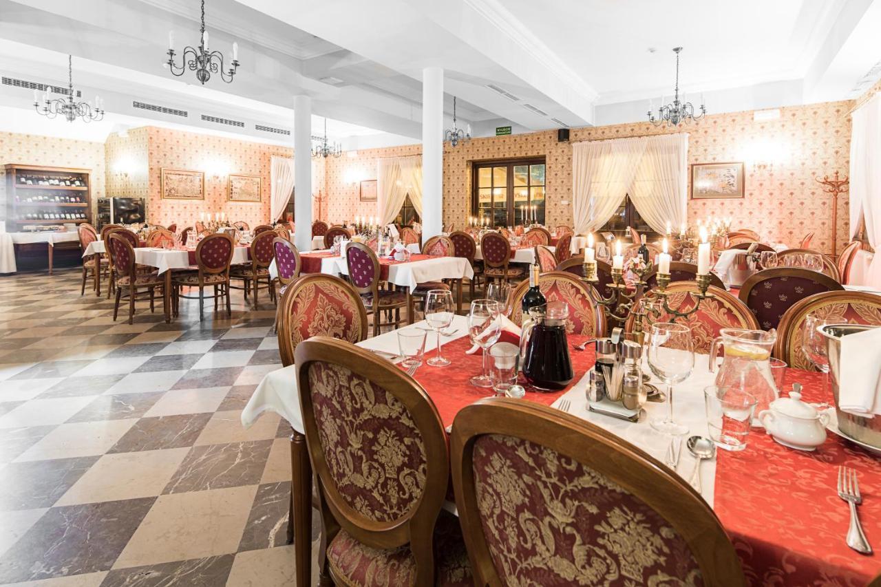 Hotel Sarmata Zespol Dworski Sandomierz Exterior photo